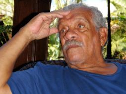 En su poesía el autor relaciona los dialectos africanos y holandeces con el inglés. ARCHIVO  /