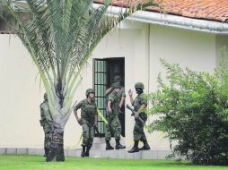 LUGAR DE HECHOS. Elementos del Ejército Mexicano resguardan el rancho conocido como Los Pinos. ESPECIAL  /