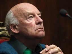 El escritor Eduardo Galeano hizo una pausa en la promoción de su obra ''Los hijos de los días''. ARCHIVO  /