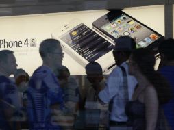 Según el veredicto, la firma de la manzana no violó las patentes de Samsung sobre estándares inalámbricos. REUTERS  /