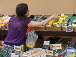 Uno de los rubros que no se vio perjudicado con el alza del IVA fue el de los alimentos como verduras, hortalizas y legumbres. ARCHIVO  /