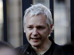 Julian Assange contunúa refugiado en la embajada de Ecuador en Gran Bretaña. Tanto Suecia como EU quieren capturarlo. ARCHIVO  /