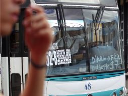 Camioneros aseguran que el estrés a causa de las ''broncas'' con pasajeros ha aumentado. La Alianza les exige cobrar 7 pesos.  /