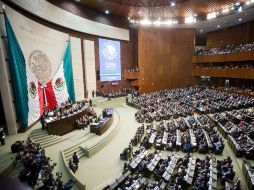 El PRI, PAN y PRD en la Cámara de Diputados analizan la propuesta de reforma laboral que envió el Presidente Calderón. ARCHIVO  /