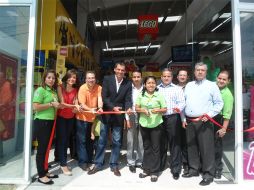 La nueva sucursal en Avenida Patria abre sus puertas.  /