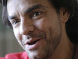 El comediante y productor Eugenio Derbez desmintió que su esposa, la actriz y cantante Alessandra Rosaldo esté embarazada. ARCHIVO  /