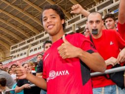 Dos Santos fue presentado esta semana con el club español. ESPECIAL  /