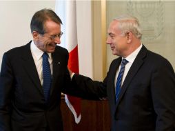 Netanyahu en reunión con el ministro italiano Giulio Terzi. REUTERS  /