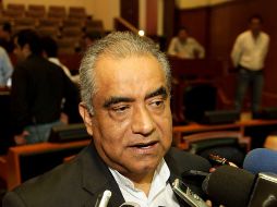 Vargas López acudió a la clausura de la Primera Maestría que se realizó en las instalaciones del Congreso. ARCHIVO  /