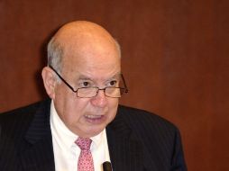 Insulza lamentó la decisión que tomó el gobierno del presidente Hugo Chávez. ARCHIVO  /