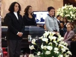 Imagen de la primera guardia de honor en el momenaje a Ernesto de la Peña. ESPECIAL  /