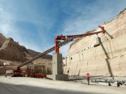 De no otorgar la suspensión, urgen a la SCJN a no construir la cortina a 105 metros en la presa.  /