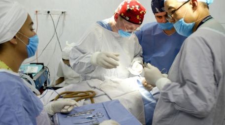 El éxito de la cirugía se debió a la rápida intervención de los médicos y las condiciones del antebrazo para el reimplante. ARCHIVO  /