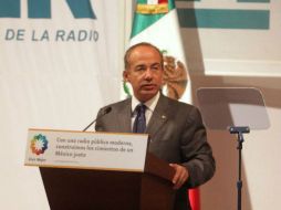 Calderón durante la inauguración de nueve señales digitales del IMER. EL UNIVERSAL  /