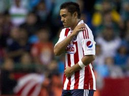 Así salió Marco Fabián el pasado viernes de la cancha de León con la lesión en el hombro izquierdo. MEXSPORT  /