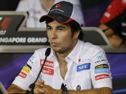 Ferrari considera que 'Checo' no está listo para su escudería, pero el piloto se siente preparado para estar en un equipo puntero. AP  /
