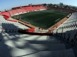 La cancha sintética del estadio de los Xolos es un factor que tomarán en cuenta los rojinegros. MEXSPORT  /