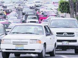 El primer auto que circuló en Guadalajara fue en 1898. Hoy hay casi un millón ochocientos mil.  /