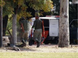 Paramédicos de la Cruz Roja de Cihuatlán acudieron para atender a la víctima, pero ya había fallecido. ARCHIVO  /