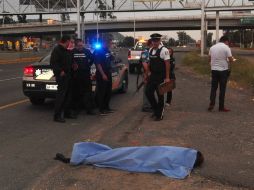 El joven corrió por Periférico para intentar cruzar.  /