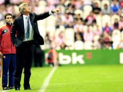 El técnico chileno ha dirigido hasta el momento a el Villarreal, el Real Madrid y actualmente el Málaga. ARCHIVO  /