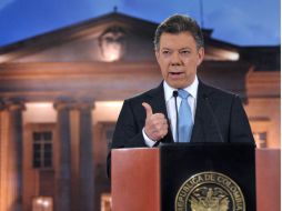 El presidente colombiano Juan Manuel Santos mantiene una postura de diálogo con la guerrilla. ARCHIVO  /