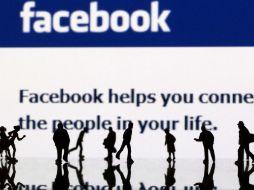 La comisión confirmó que recibirá a los responsables de Facebook Francia. ARCHIVO  /