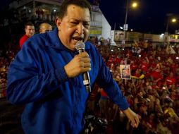 Hugo Chávez da un discurso durante su campaña al noroeste de Venezuela. AFP  /
