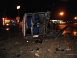 El conductorm del tráiler y supuesto responsable del accidente huyo del lugar. ARCHIVO  /