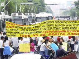 Vecinos de la Colonia Buenos Aires y Obrera del DF exigían una alto a operativos en 2002. ARCHIVO  /