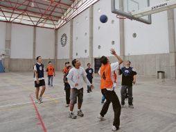 FUNDAMENTAL. El espacio para la actividad física de los estudiantes.  /