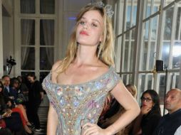 Georgia posó con las piezas creadas por Westwood en una nueva campaña. ESPECIAL ELLE  /