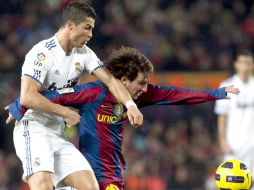 En España, el duelo que ha generado gran expectativa es el Real Madrid (i) contra Barcelona (d). ARCHIVO  /