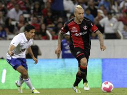 Vicente Matías Vuoso (der) se estreno con la playera del Atlas con el gol de los Zorros. MEXSPORT  /