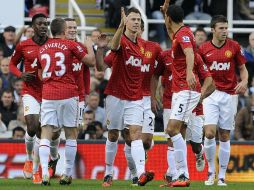 Apenas en el minuto ocho, Evans ya marca la primera anotación ante el Newcastle . REUTERS  /