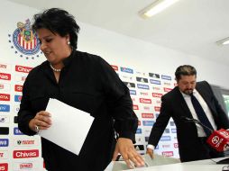 Leticia Ruiz, abogada del Club Guadalajara (izq) dio el anuncio. MEXSPORT  /