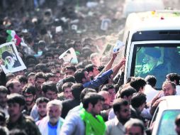 Masivo. El líder supremo de la revolución islámica, Alí Jamenei, tras su discurso multitudinario. AFP  /