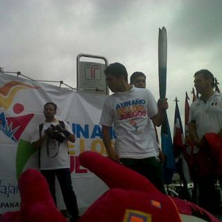 Conmemoran Juegos Panamericanos en la ciudad