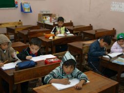 A través de la Alianza por la Calidad Educativa, la SEP ha entregado recursos para a más de 37 mil planteles. EL UNIVERSAL  /