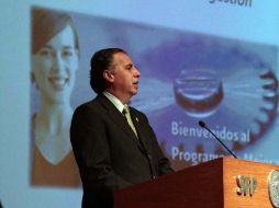 Bruno Ferrari participó en la entrega de reconocimientos del Programa de Mejora de la Gestión  (PMG) 2012. NTX  /