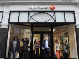 El desempleo en el Reino Unido cayó 7.9 por ciento entre junio y agosto pasados, su nivel más bajo en cinco años. AFP  /