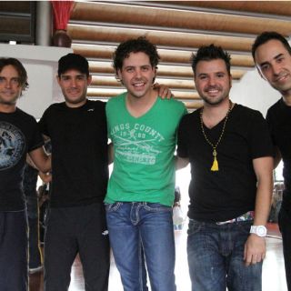 Mercurio prende a miles de fans en el Metropólitan