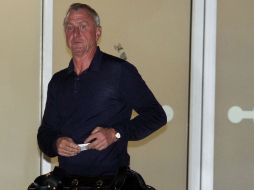 Cruyff dijo que viajar a México siempre es extenuante, por las horas de vuelo; sin embargo, siempre está agradecido.  /