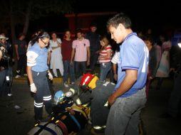 Los heridos fueron atendidos por personal de Protección Civil y Cruz Roja. ARCHIVO  /