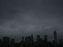 La gigantesca tormenta amenaza con paralizar casi totalmente los recorridos aéreos durante al menos dos días. AFP  /