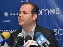 El líder de los diputados albiazules dijo que ya le notificó al presidente del PAN, Miguel Monraz. ARCHIVO  /