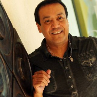 Carlos Cuevas, con el romance a flor de piel