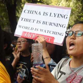 Campaña contra el uso de smartphones en Tíbet