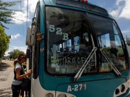 Los choferes de la Alianza de Camioneros perciben 18% de los ingresos brutos que tiene cada camión. ARCHIVO  /