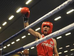 El púgil Óscar Valdez vence la primera báscula en su incursión como profesional. ARCHIVO  /